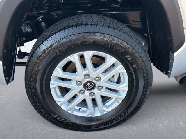 Used 2026 Toyota Tundra SR5 AWD/4WD image 10