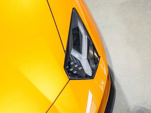 Used 2018 Lamborghini Aventador S AWD/4WD image 20