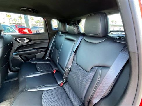 Used 2025 Jeep Compass Latitude w/ Altitude Special Edition image 15