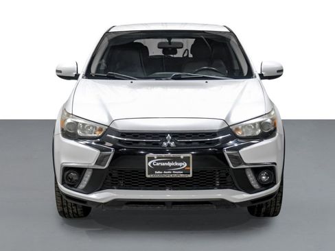Used 2018 Mitsubishi Outlander Sport SE image 3