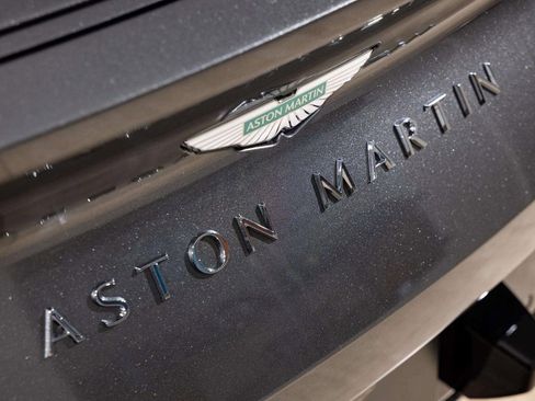 Used 2026 Aston Martin DB12 Convertible image 44