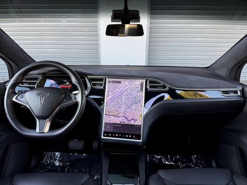 Used 2016 Tesla Model X 90D AWD/4WD image 11