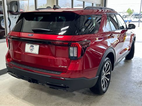 New 2026 Ford Explorer ST-Line AWD/4WD image 6