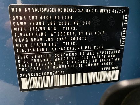 New 2025 Volkswagen Taos SE image 30
