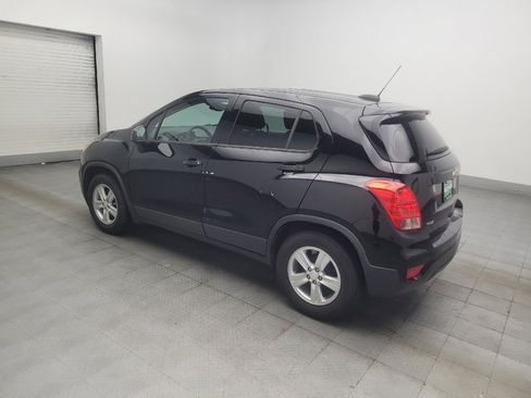 Used 2020 Chevrolet Trax LS w/ Tint and Cruise Package FWD image 3