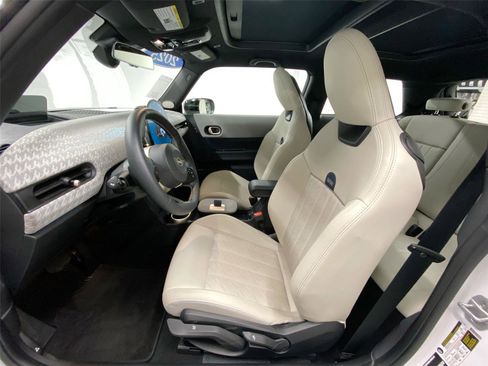 Certified 2025 MINI Cooper S image 17