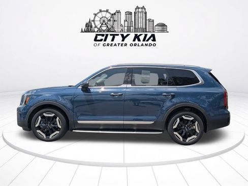 Certified 2024 Kia Telluride S w/ S Sunroof Package FWD image 3