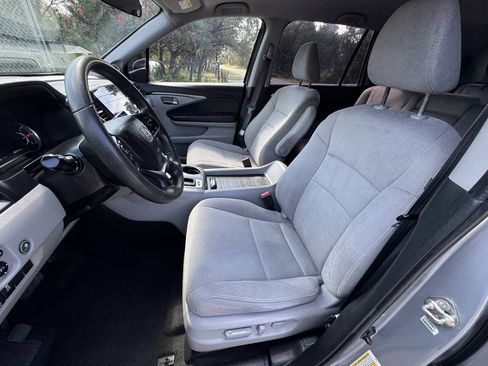 Used 2019 Honda Pilot EX image 38