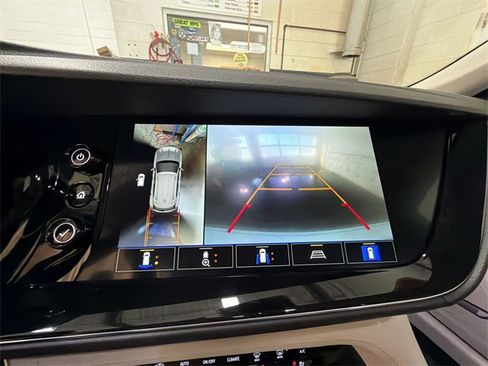 Certified 2023 Buick Envision Avenir image 17