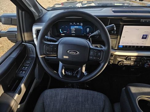 New 2026 Ford F250 XLT w/ XLT Premium Package AWD/4WD image 16