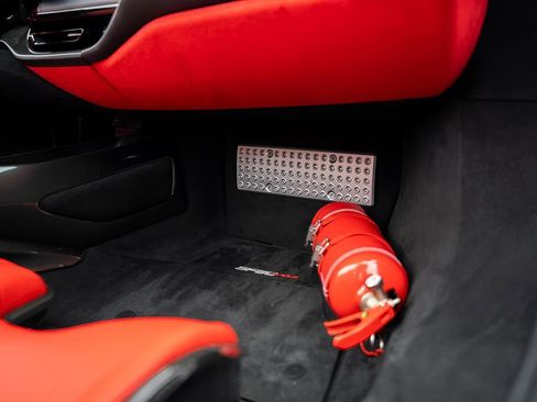 Used 2022 Ferrari SF90 Spider image 53