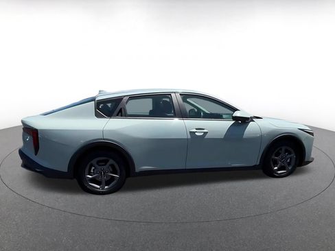 Used 2025 Kia K4 FWD image 16