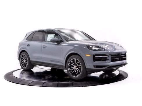 Certified 2026 Porsche Cayenne AWD/4WD image 9
