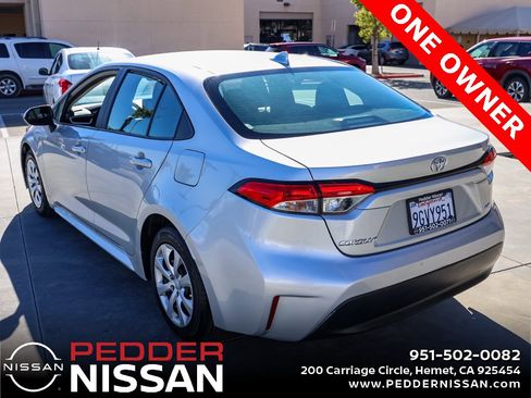 Used 2023 Toyota Corolla LE image 6