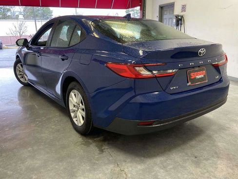 Certified 2025 Toyota Camry LE image 5