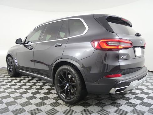 Used 2021 BMW X5 sDrive40i w/ Premium Package image 5