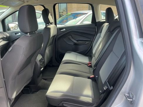 Used 2018 Ford C-MAX SE image 13