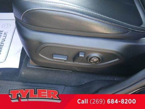 Used 2024 Jeep Grand Cherokee L Limited AWD/4WD image 22