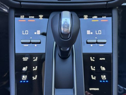 New 2026 Porsche Macan Turbo AWD/4WD image 25