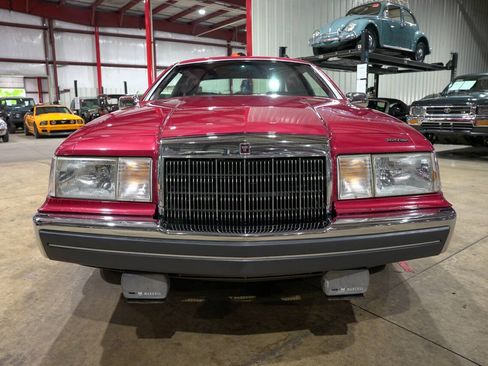 Used 1990 Lincoln Mark VII LSC RWD image 13