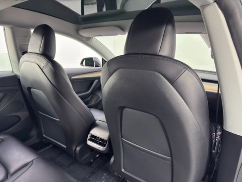 Used 2022 Tesla Model 3 Long Range image 35