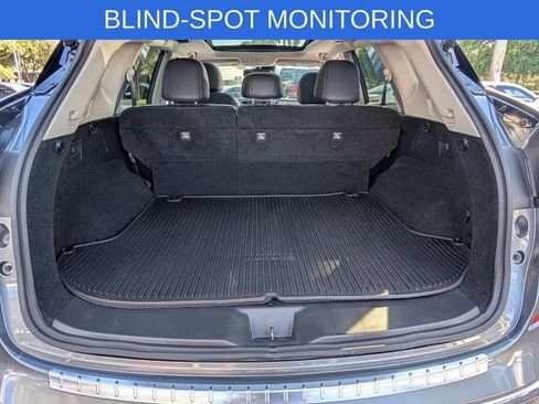 Used 2020 Nissan Murano SL w/ Moonroof Package image 17