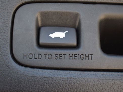 Used 2025 Honda CR-V EX-L image 15