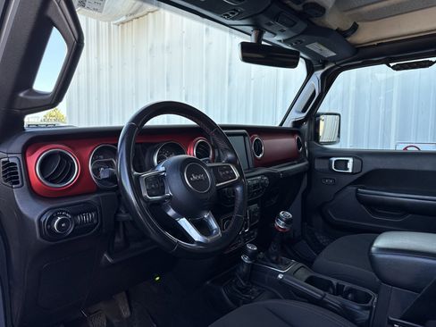 Used 2020 Jeep Wrangler Unlimited Rubicon image 17