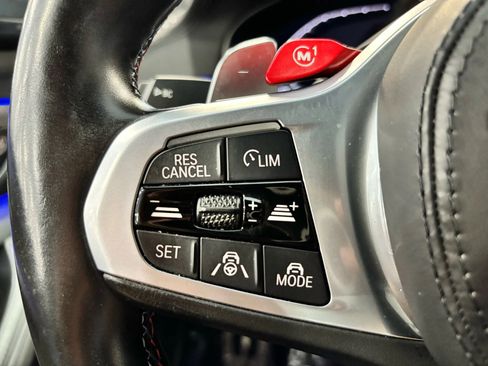 Used 2023 BMW M5 image 35