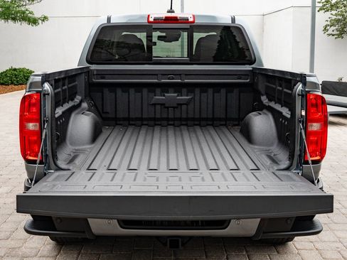 Used 2022 Chevrolet Colorado Z71 AWD/4WD image 21