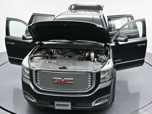 Used 2017 GMC Yukon Denali w/ Open Road Package AWD/4WD image 54