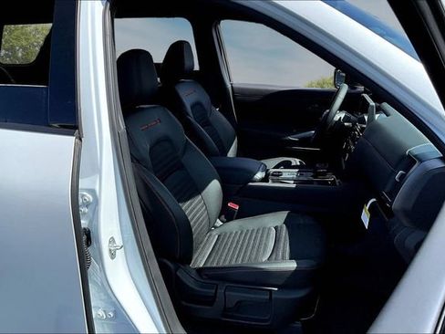 New 2026 Nissan Pathfinder Rock Creek w/ Rock Creek Premium Package AWD/4WD image 10