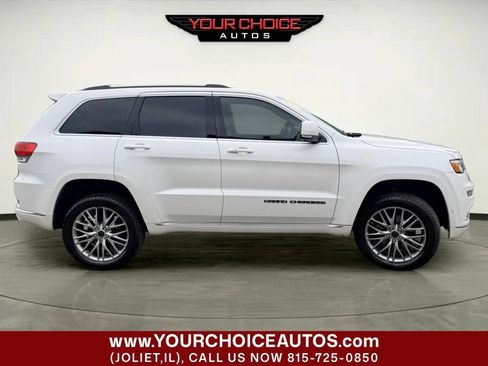 Used 2017 Jeep Grand Cherokee Summit AWD/4WD image 16