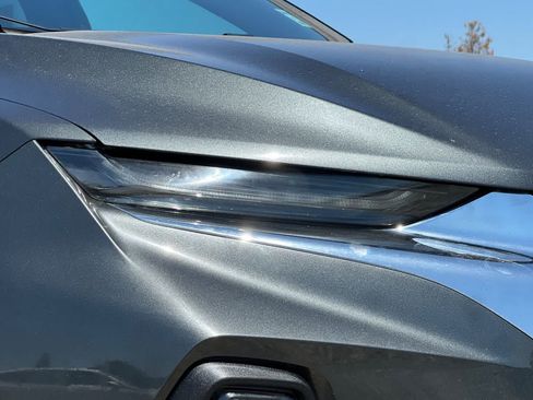 Used 2019 Chevrolet Blazer LT AWD/4WD image 34