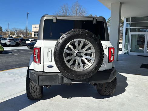 Used 2023 Ford Bronco Outer Banks image 4