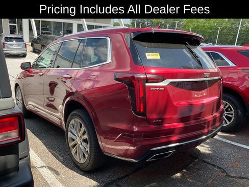 Used 2020 Cadillac XT6 Premium Luxury AWD/4WD image 4