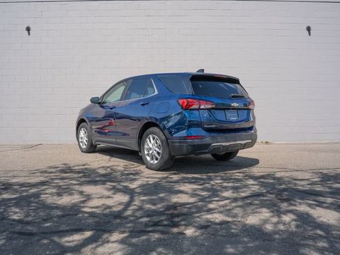 Used 2023 Chevrolet Equinox LT AWD/4WD image 3