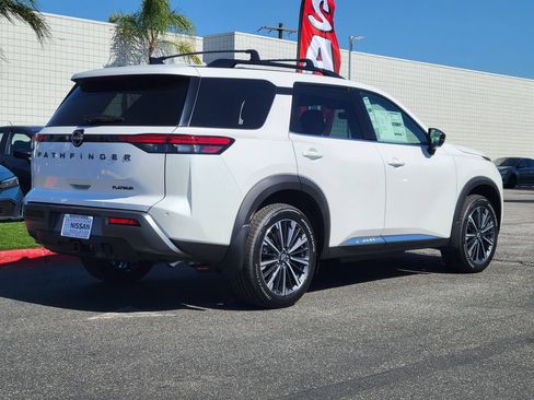New 2026 Nissan Pathfinder Platinum w/ Cargo Package FWD image 2