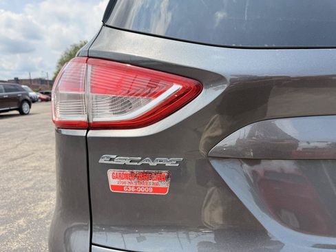 Used 2016 Ford Escape SE FWD image 5