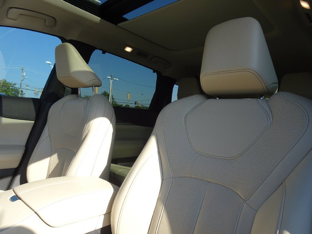 Used 2024 INFINITI QX60 Luxe w/ Vision Package AWD/4WD image 10