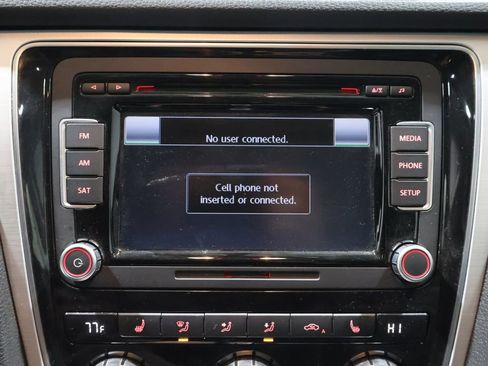 Used 2012 Volkswagen Passat TDI SE image 27