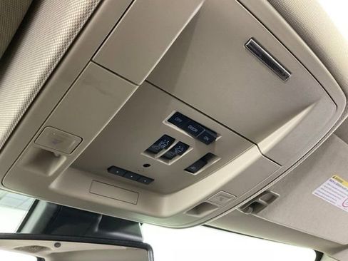 Used 2019 Chevrolet Silverado 2500 High Country w/ Duramax Plus Package image 27