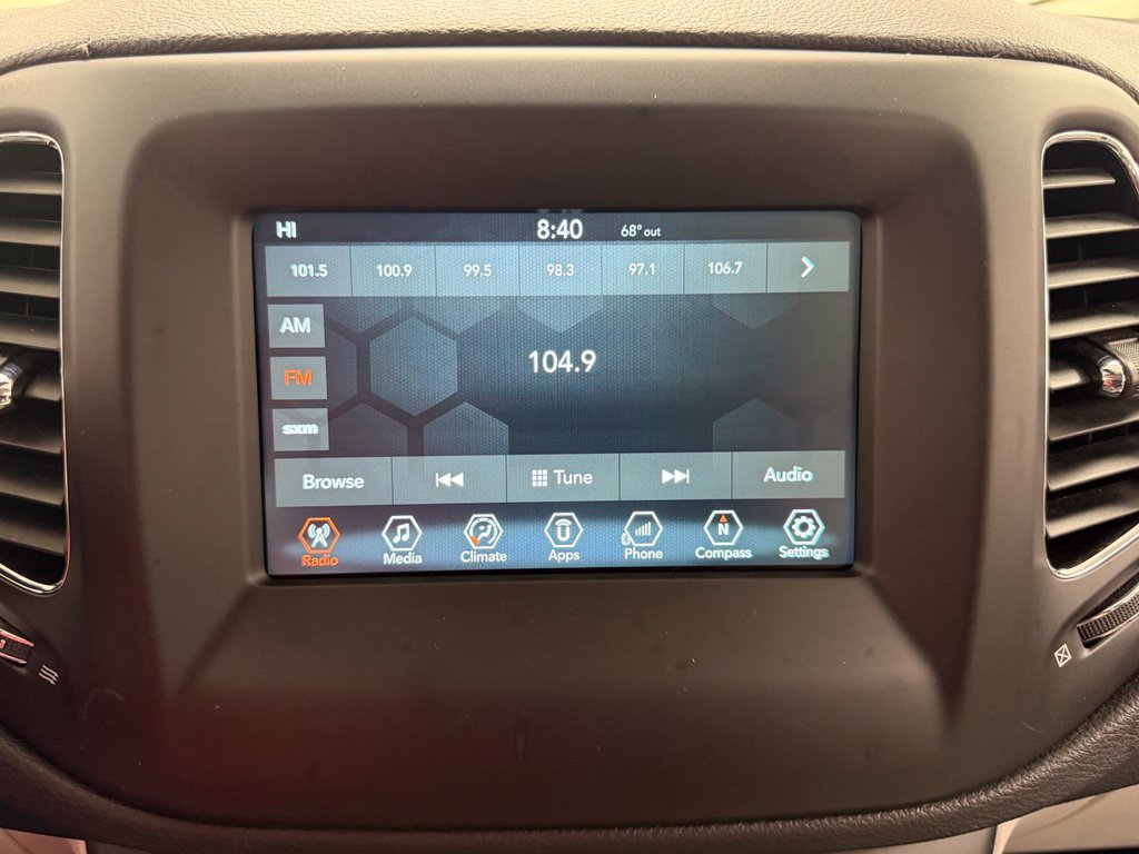 Used 2018 Jeep Compass Latitude w/ Popular Equipment Group FWD image 26