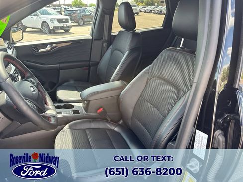 Used 2024 Ford Escape ST-Line Select w/ Tech Pack #2 AWD/4WD image 26