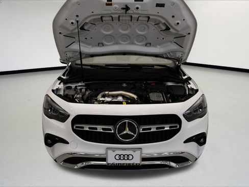 Used 2025 Mercedes-Benz GLA 250 4MATIC image 12