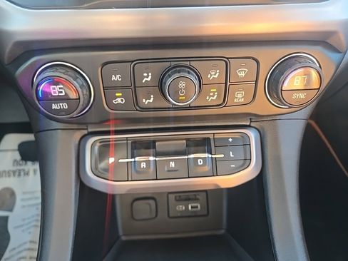Used 2020 GMC Acadia AT4 w/ GMC Pro Grade Package image 20
