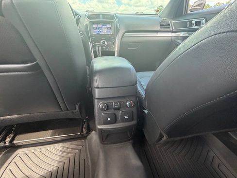 Used 2019 Ford Explorer Sport w/ Equipment Group 401A AWD/4WD image 36