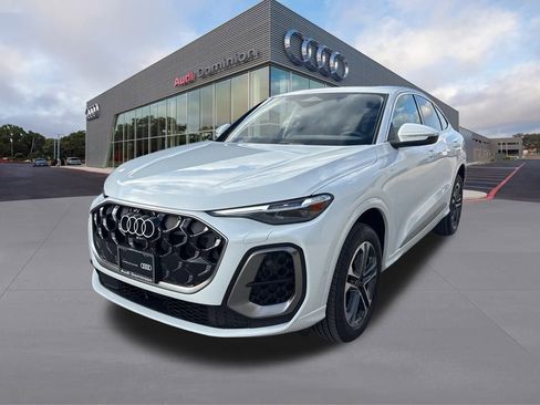 Used 2025 Audi Q5 Premium Plus w/ Premium Plus image 1