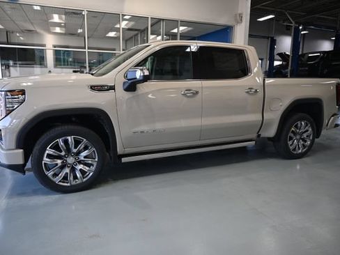 New 2026 GMC Sierra 1500 Denali AWD/4WD image 10