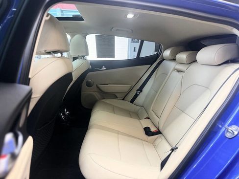Used 2023 Kia Stinger GT-Line w/ Sun & Sound Package RWD image 22